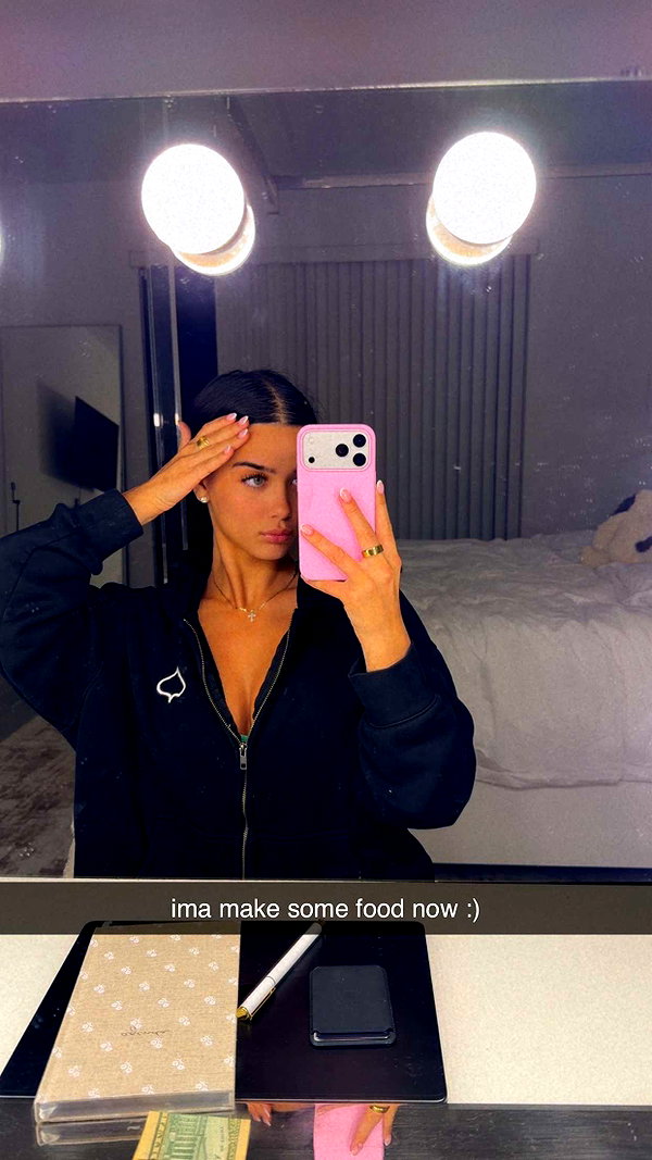 ashleyserranom snapchat image archive image