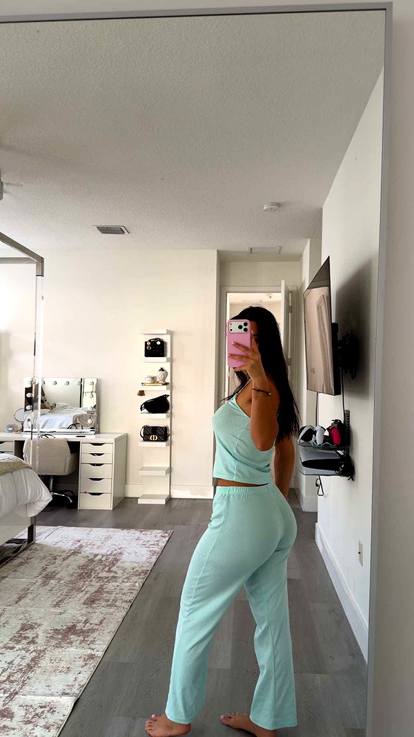 ashleyserranom snapchat image archive image