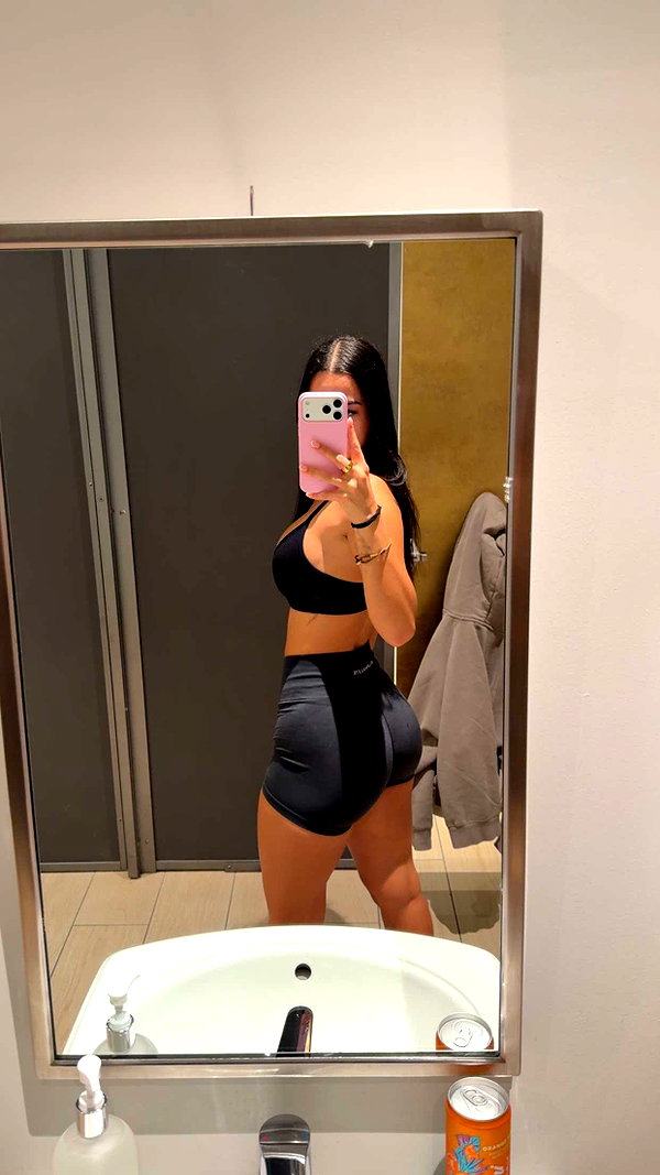 ashleyserranom snapchat image archive image