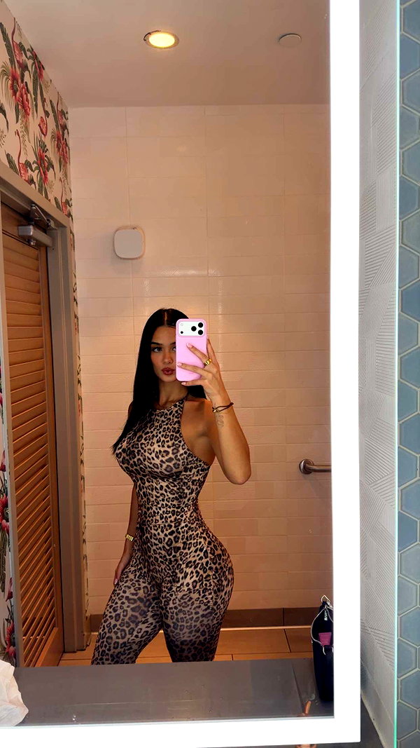 ashleyserranom snapchat image archive image