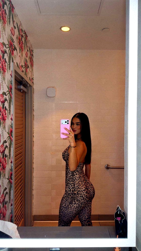 ashleyserranom snapchat image archive image