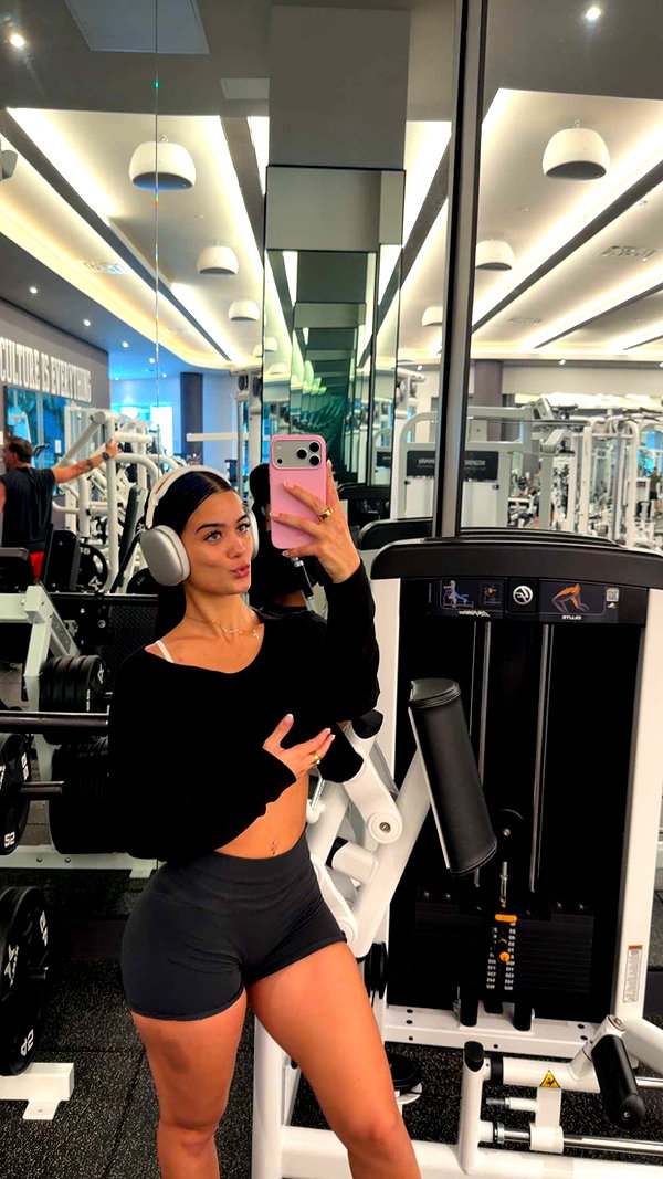 ashleyserranom snapchat image archive image