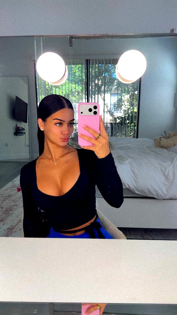 ashleyserranom snapchat image archive image