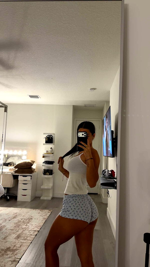 ashleyserranom snapchat image archive image