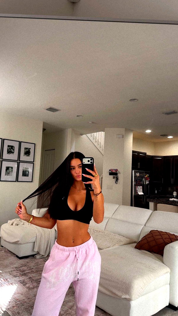 ashleyserranom snapchat image archive image