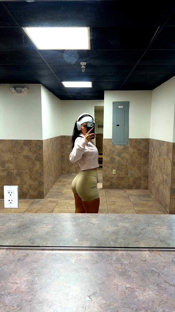 ashleyserranom snapchat image archive image