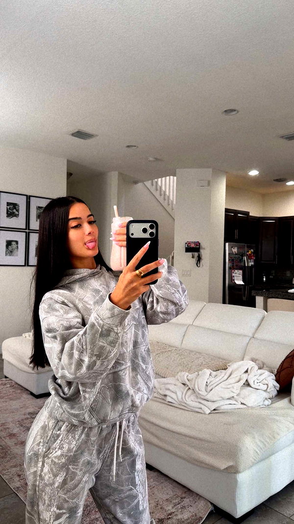 ashleyserranom snapchat image archive image
