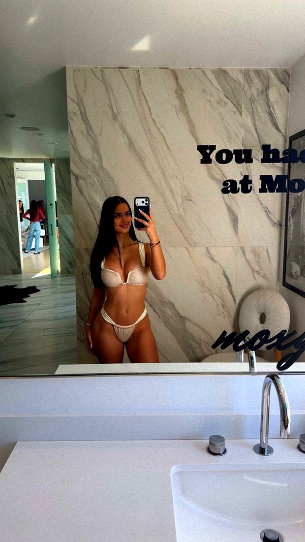 ashleyserranom snapchat image archive image