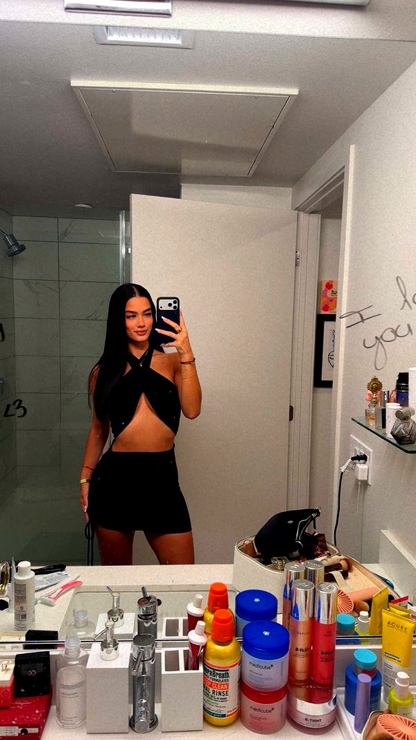 ashleyserranom snapchat image archive image