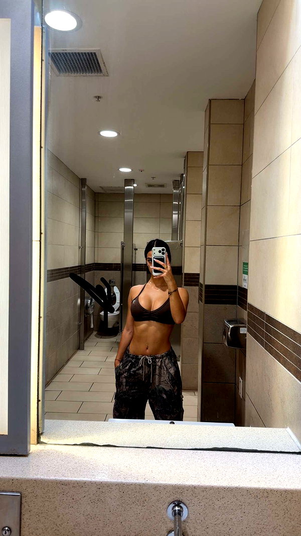 ashleyserranom snapchat image archive image