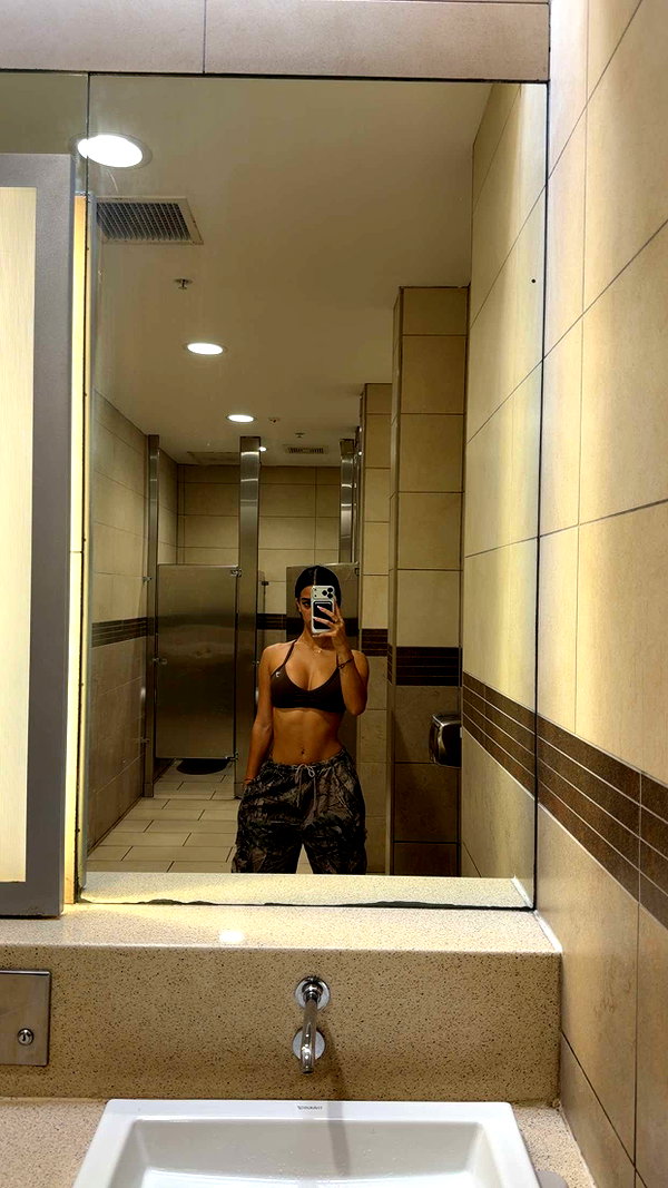 ashleyserranom snapchat image archive image