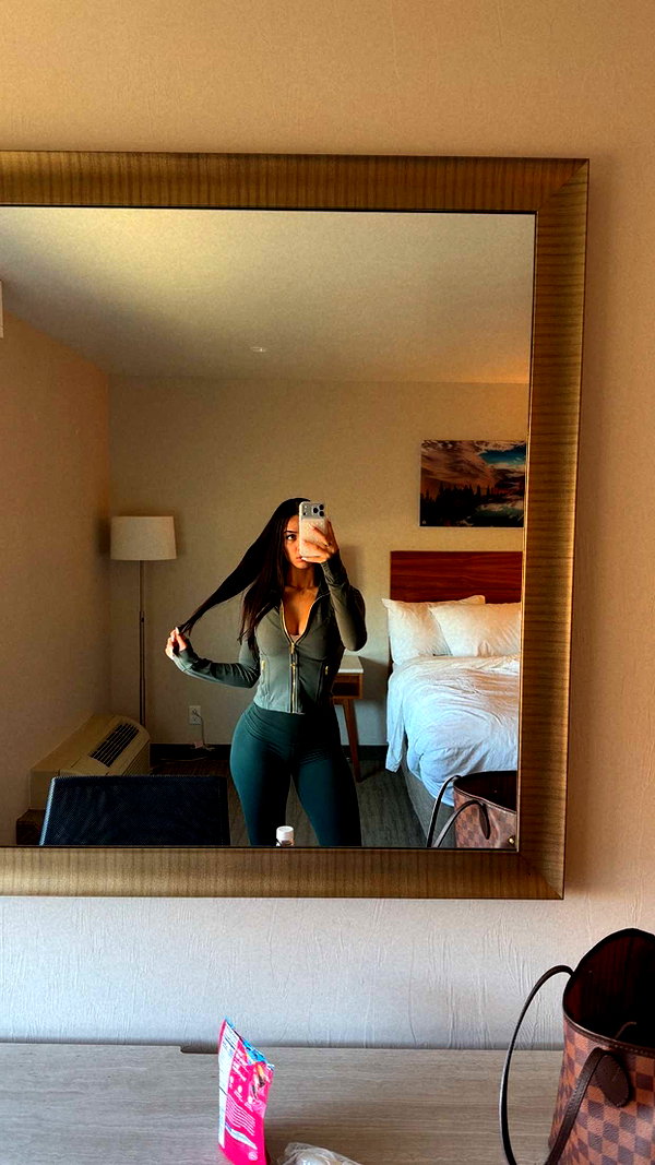 ashleyserranom snapchat image archive image