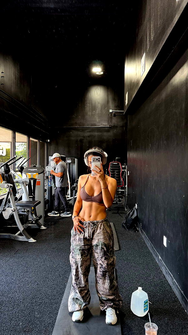 ashleyserranom snapchat image archive image