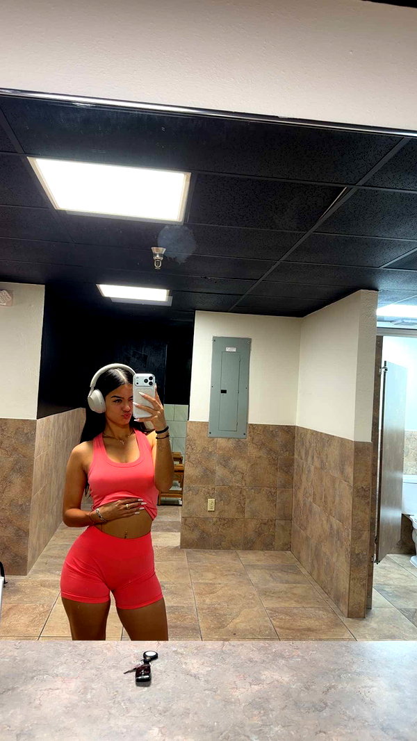 ashleyserranom snapchat image archive image