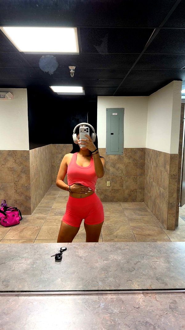 ashleyserranom snapchat image archive image