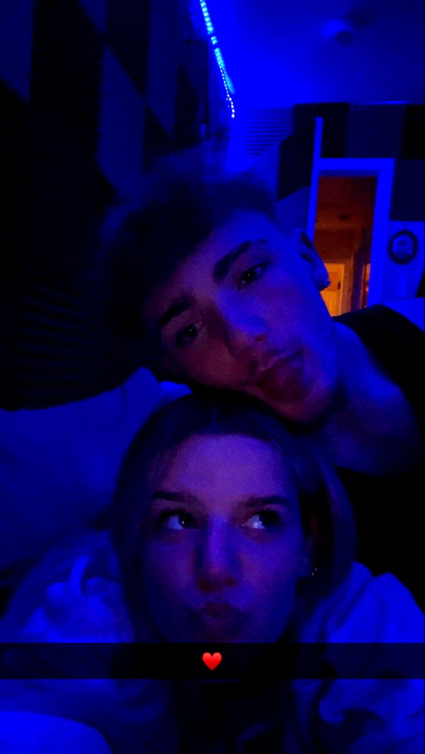 ava_savinoo image ~ Altpins