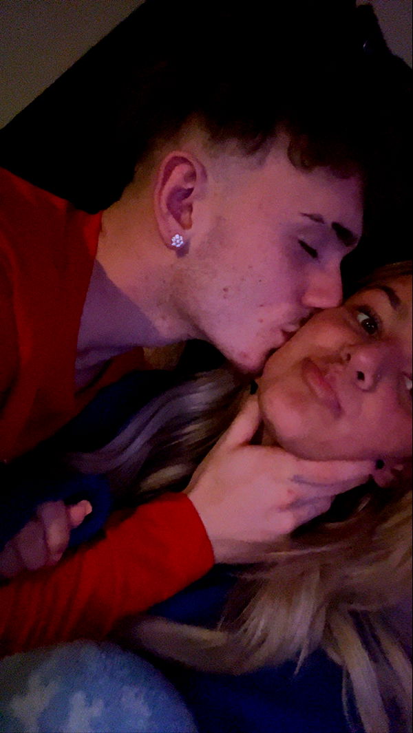 ava_savinoo image ~ Altpins