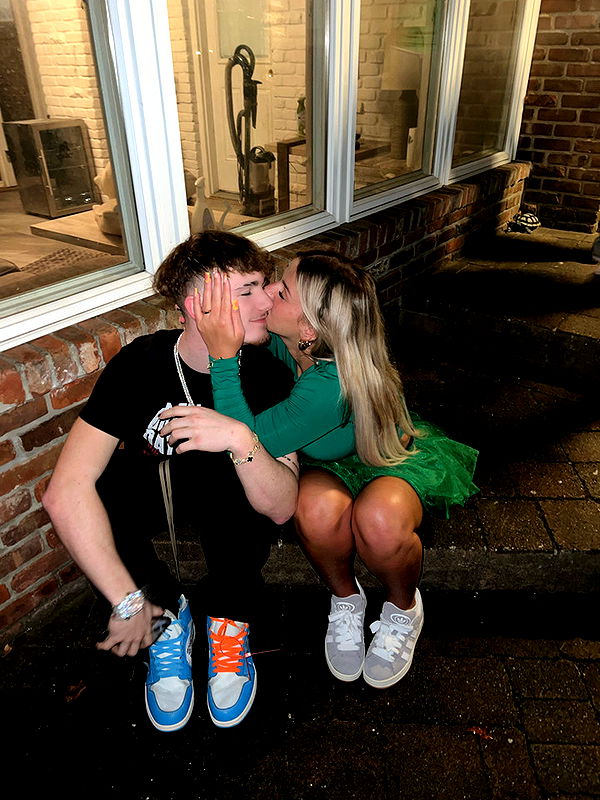 ava_savinoo image ~ Altpins