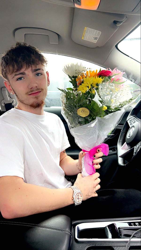 ava_savinoo image ~ Altpins