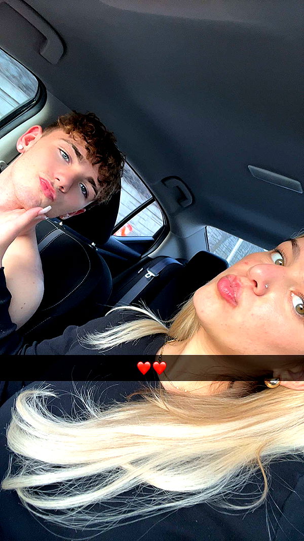 ava_savinoo image ~ Altpins