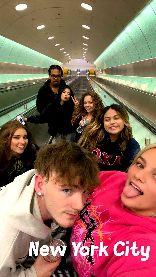 ava_savinoo image ~ Altpins