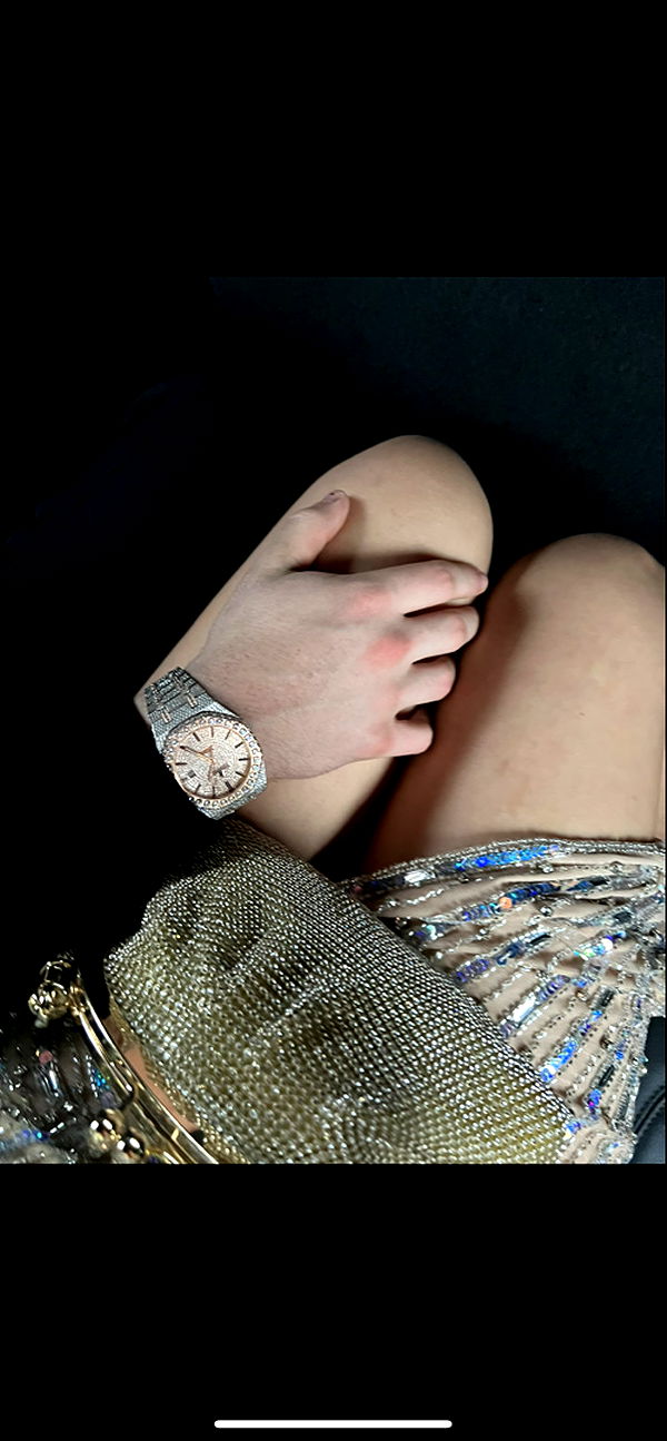 ava_savinoo image ~ Altpins