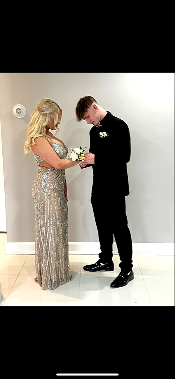 ava_savinoo image ~ Altpins