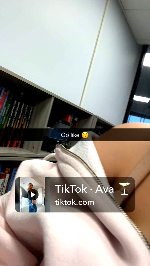 ava_savinoo image ~ Altpins