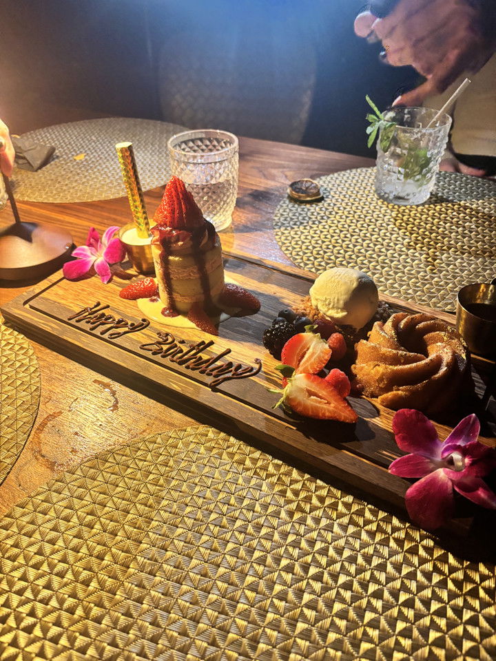 avuhrey snapchat image archive image