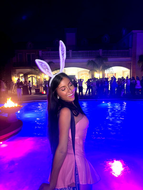 avuhrey image ~ Altpins