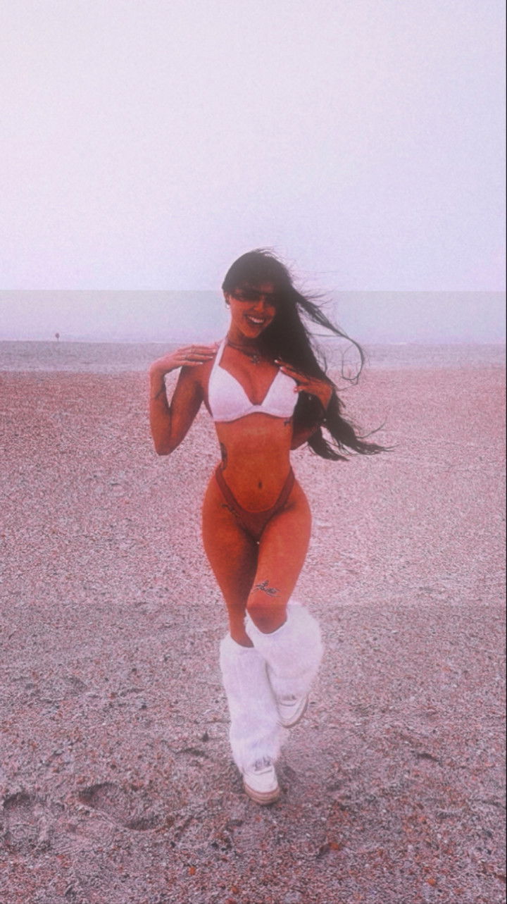 avuhrey snapchat image archive image