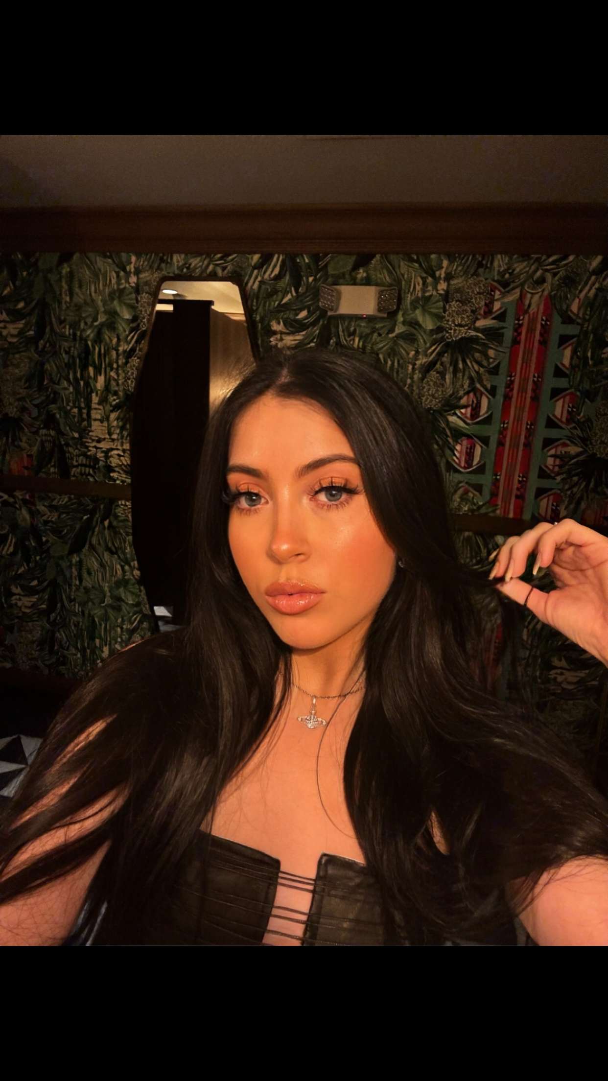 avuhrey snapchat image archive image