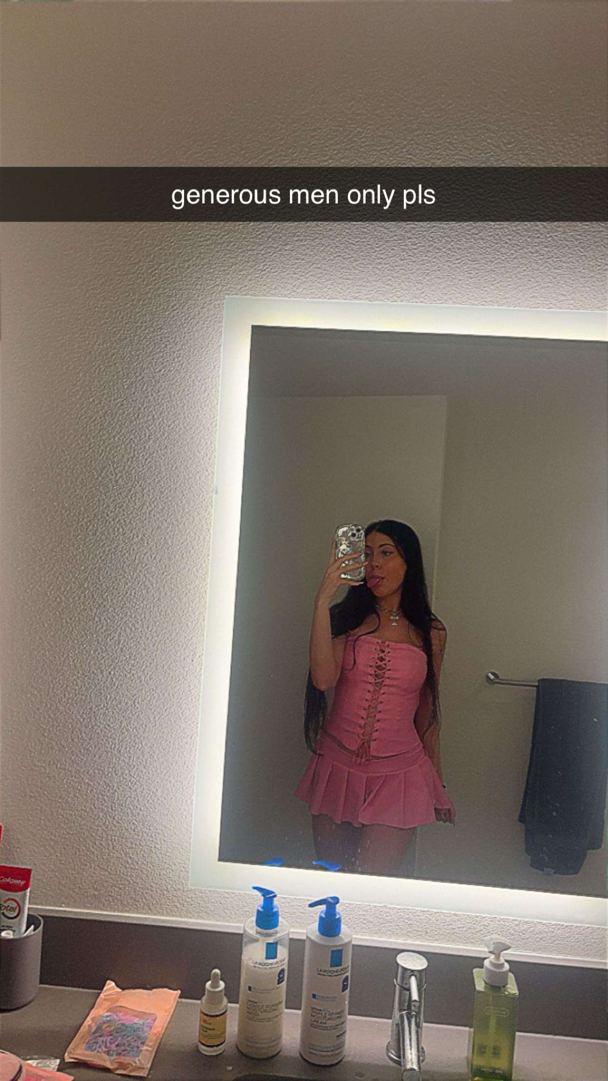 avuhrey snapchat image archive image