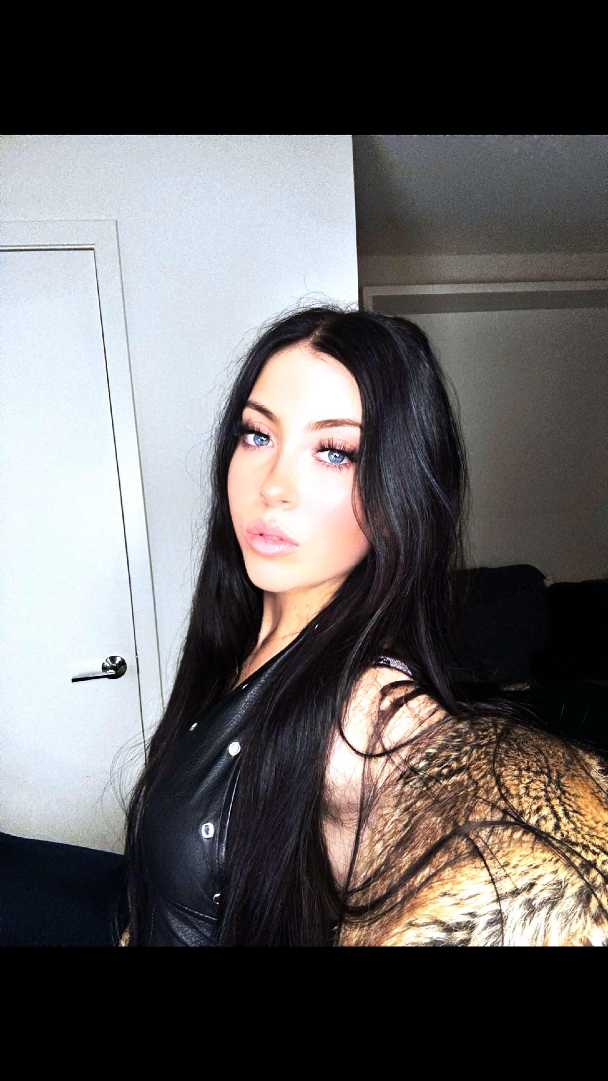 avuhrey snapchat image archive image