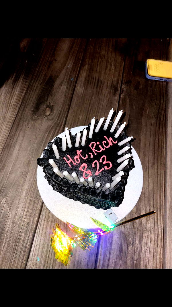 avuhrey image ~ Altpins