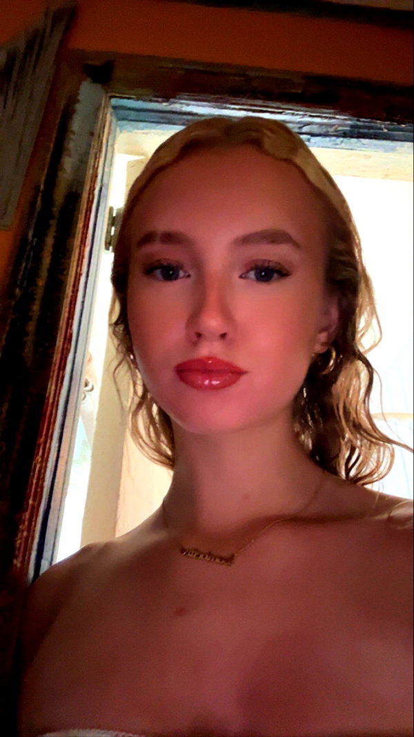 b0mbette snapchat image archive image