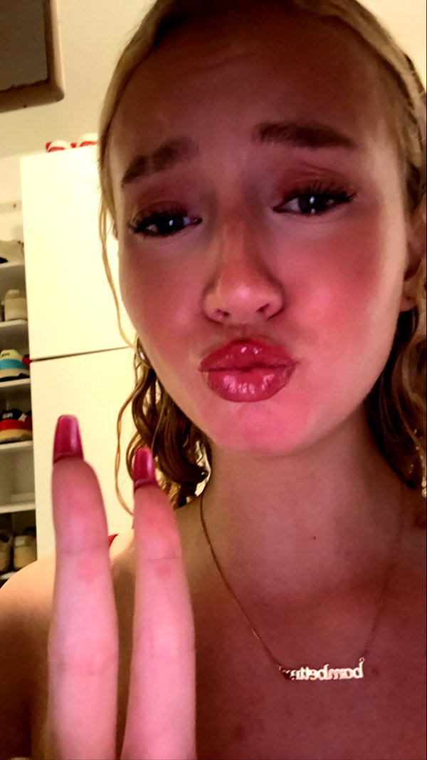 b0mbette snapchat image archive image