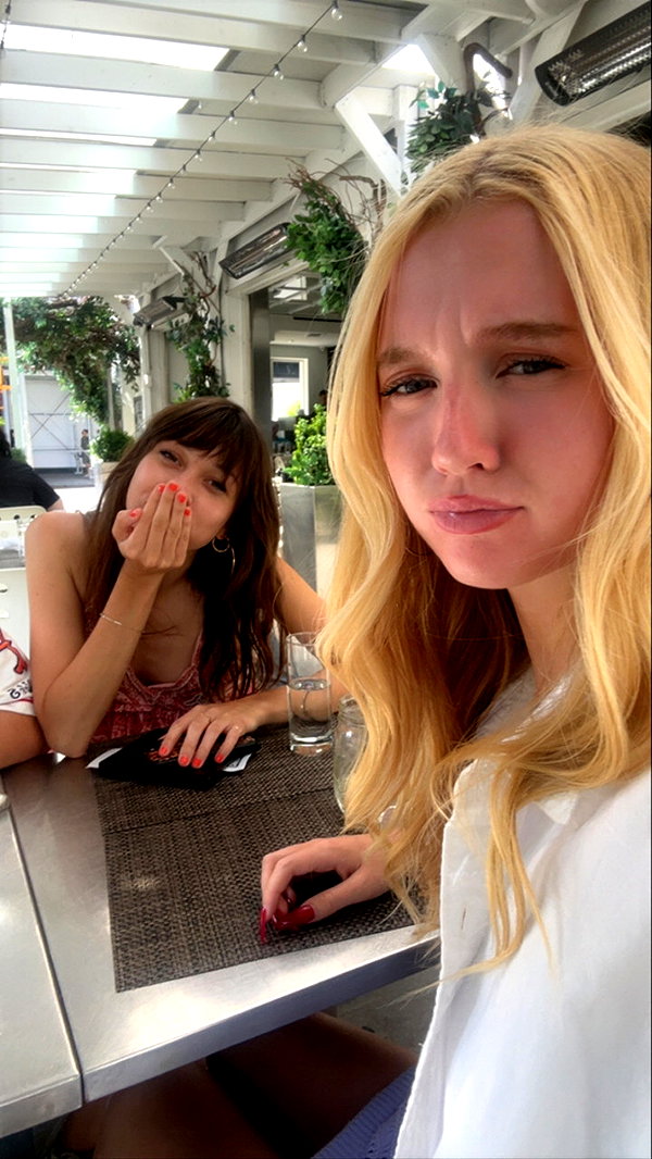 b0mbette snapchat image archive image