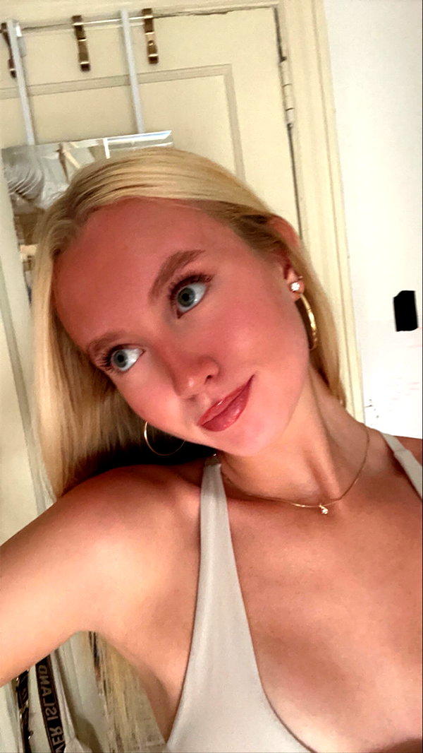 b0mbette snapchat image archive image