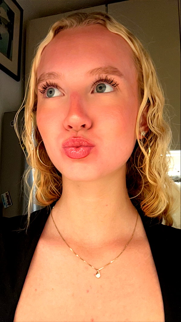 b0mbette snapchat image archive image