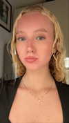 b0mbette Altpins Profile Picture