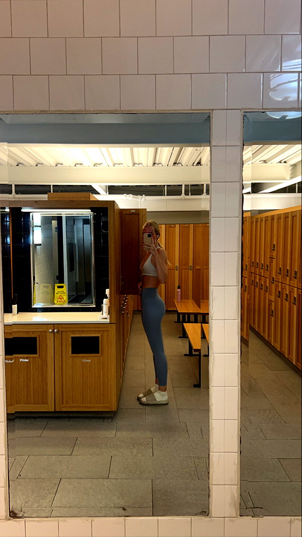 b0mbette snapchat image archive image