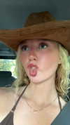 b0mbette Altpins Profile Picture