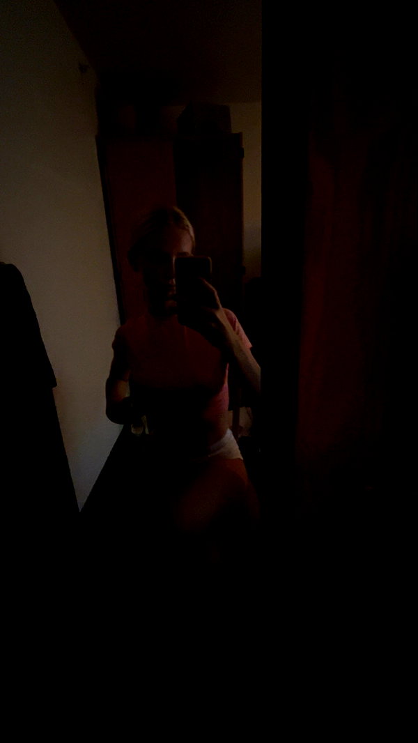 b0mbette snapchat image archive image