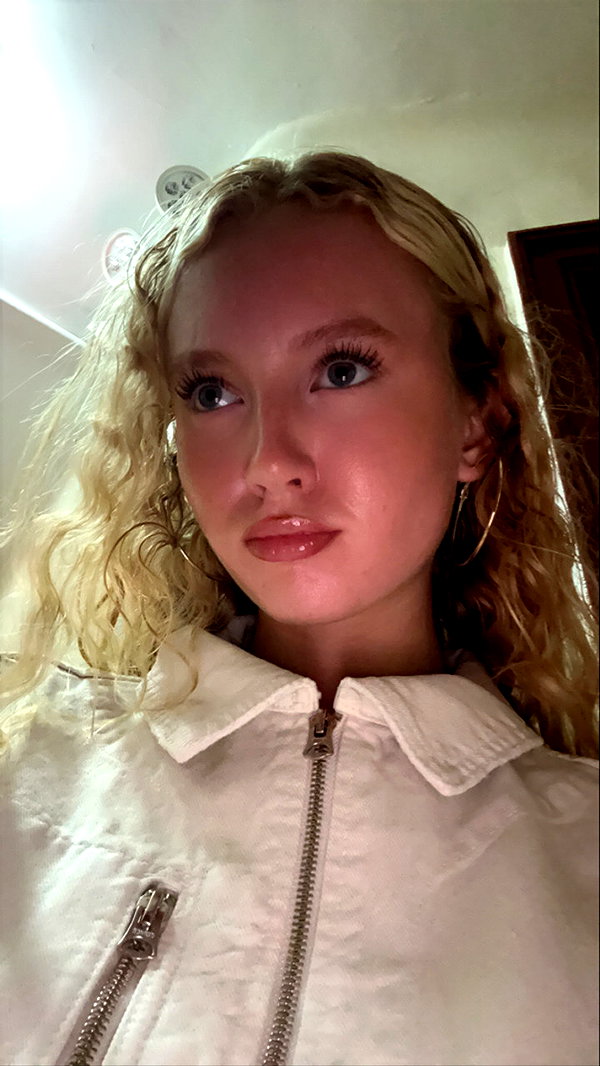 b0mbette snapchat image archive image