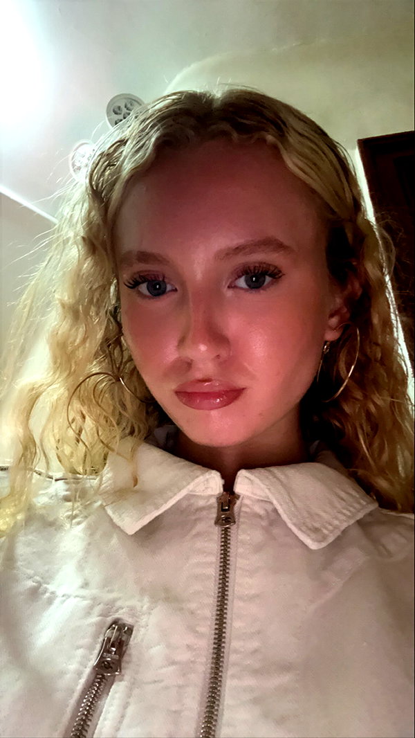 b0mbette snapchat image archive image