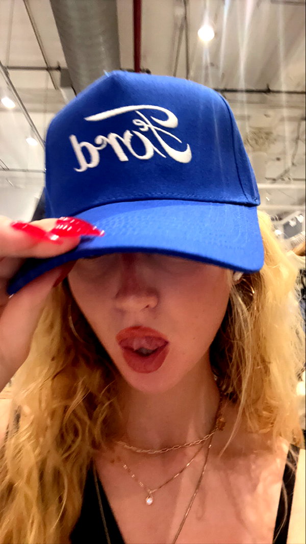 b0mbette snapchat image archive image