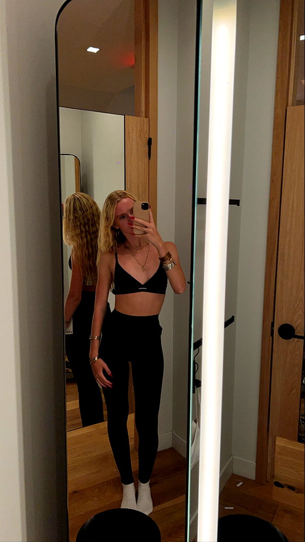 b0mbette snapchat image archive image