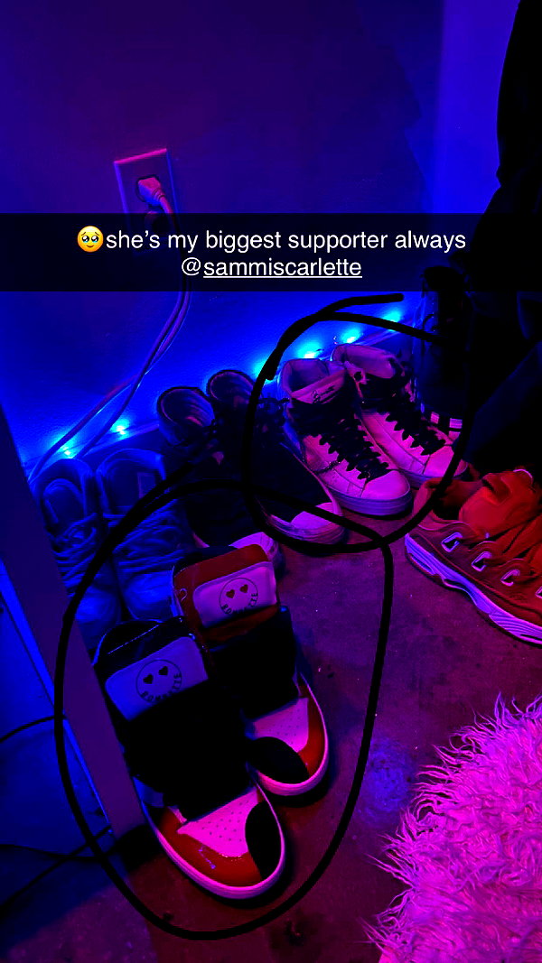 b0mbette snapchat image archive image