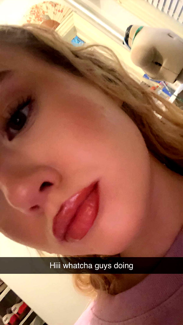 b0mbette snapchat image archive image